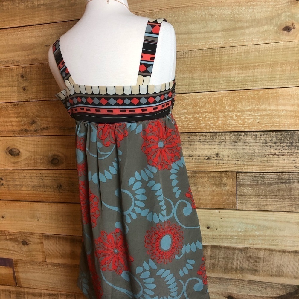 BCBG MaxAzria, floral/geo pattern dress,EUC - Picture 3 of 12